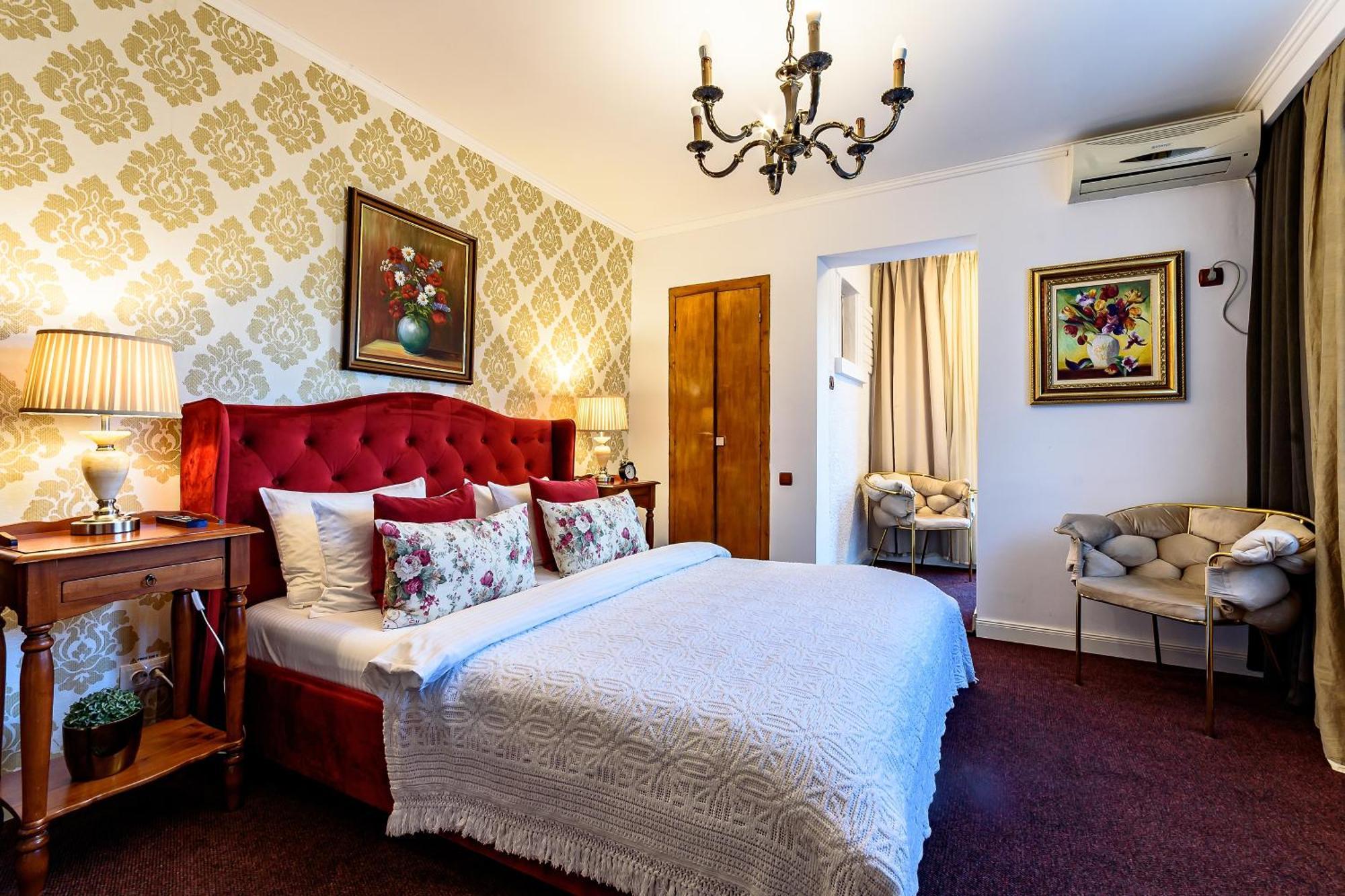 Vila Sarada Boutique Deva Bagian luar foto