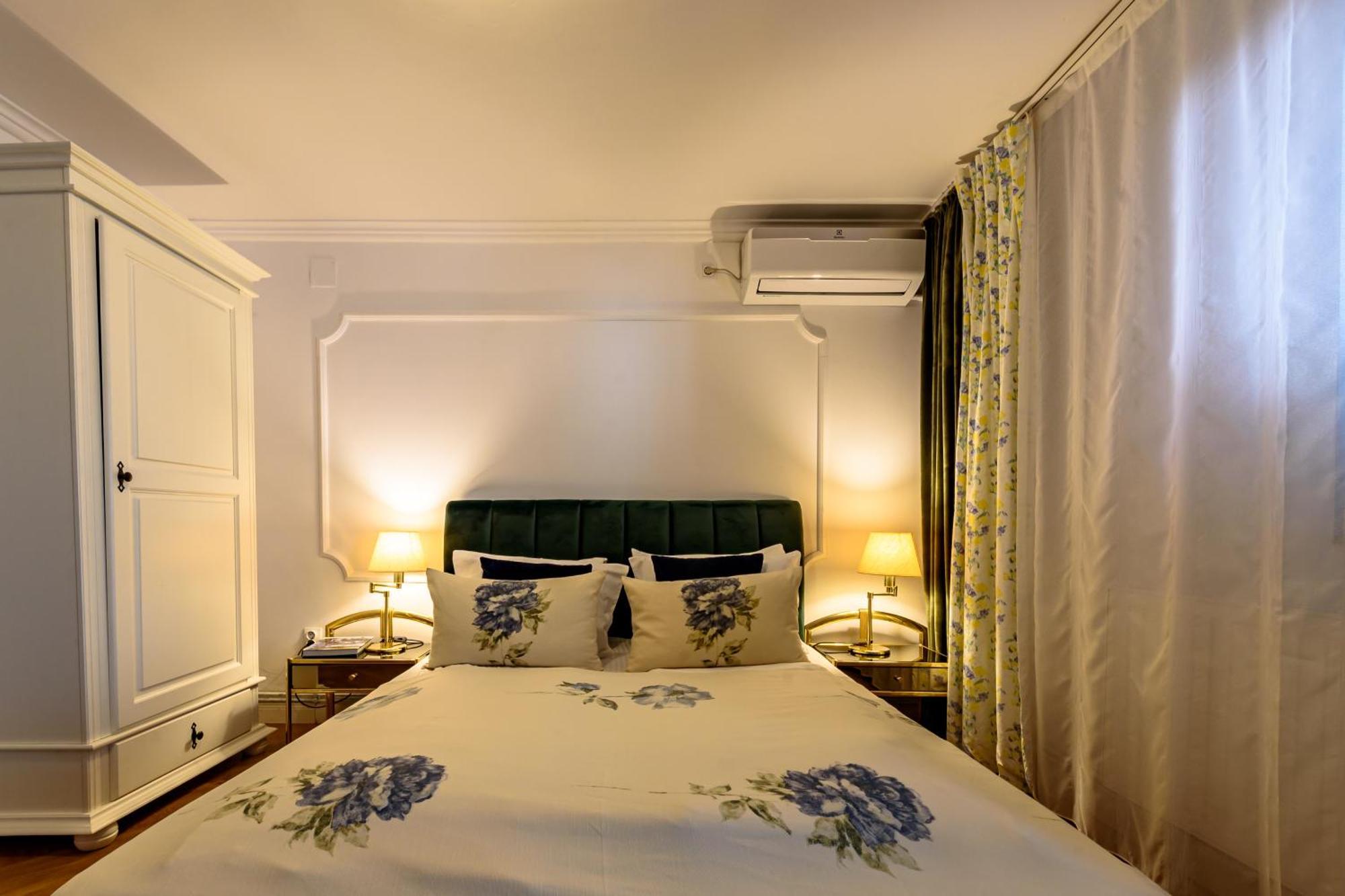Vila Sarada Boutique Deva Bagian luar foto